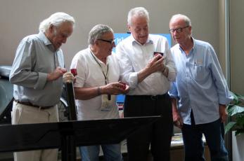 Rafa Marsans (uno de los componentes de la Operació Impala), Jordi Sirera, Xavier Permanyer Mon (7-5-1941 – 16-6-2019) y Xavier Jordi (Foto: Josep Itchart)